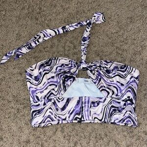 Going out top lightly worn, Adika